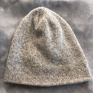 Vintage 80’s wool beanie: ✨